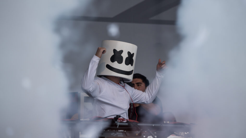2016 Open Beatz Marshmello by 2eight DSC 4439