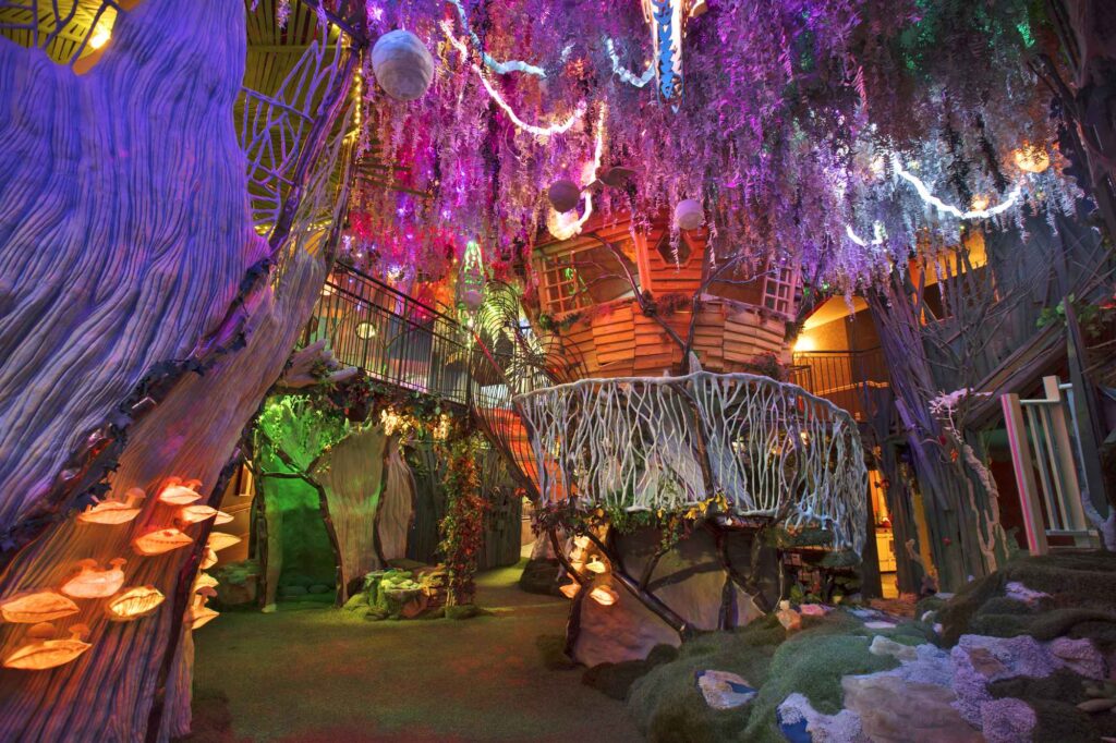 Meow Wolf anuncia nueva ubicación permanente en un cine de Los Ángeles 3 Meow Wolf