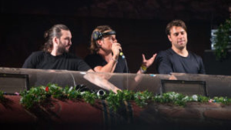 SWEDIS-HOUSE-MAFIA-TOMORROWLAND-300x200